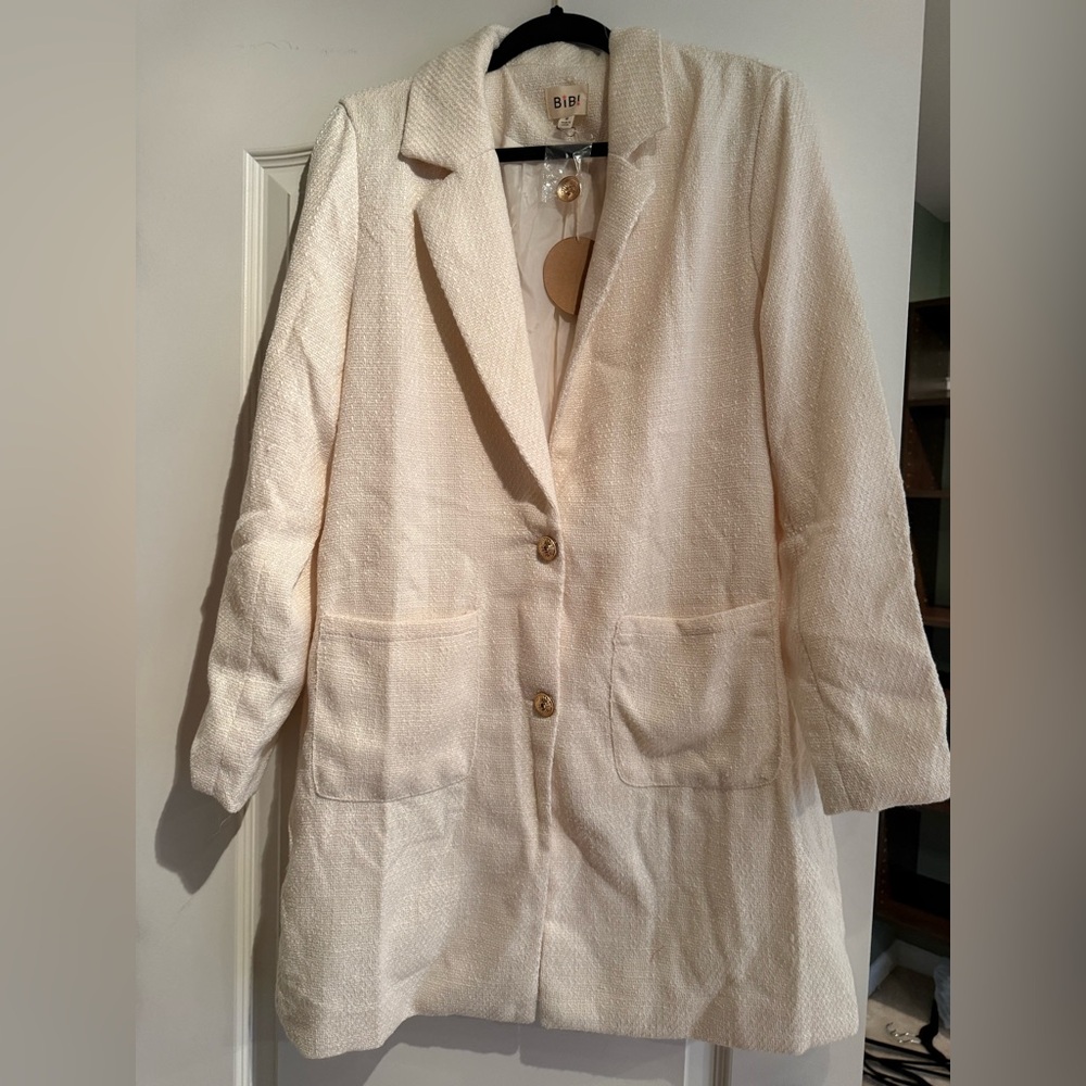 Elegant Cream Women's Oversized Blazer